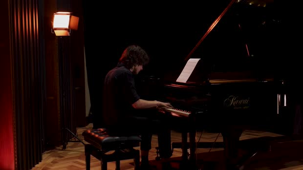 Piano soloist, Harry Morris Music
